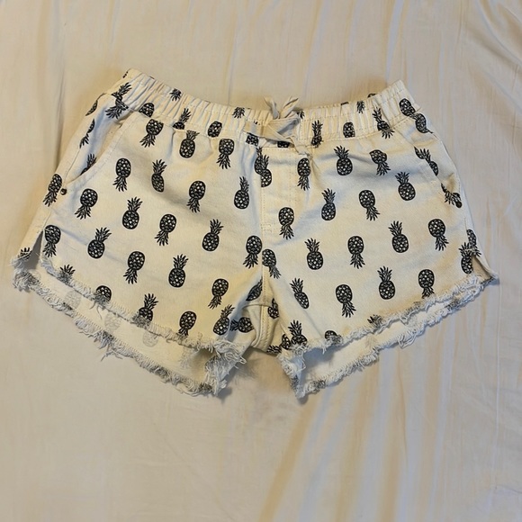 Billabong Other - Billabong Pineapple Shorts Size Girls Large